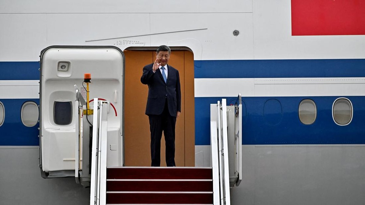 Xi Jinping Sambangi Putin di Rusia, Drone Ukraina Serbu Moskow