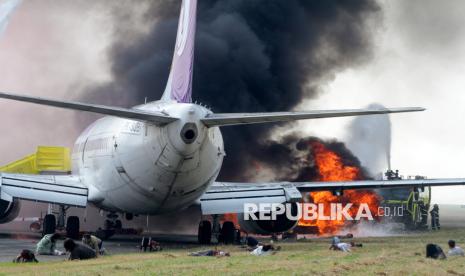 Simulasi Penanggulangan Keadaan Darurat di Bandara
