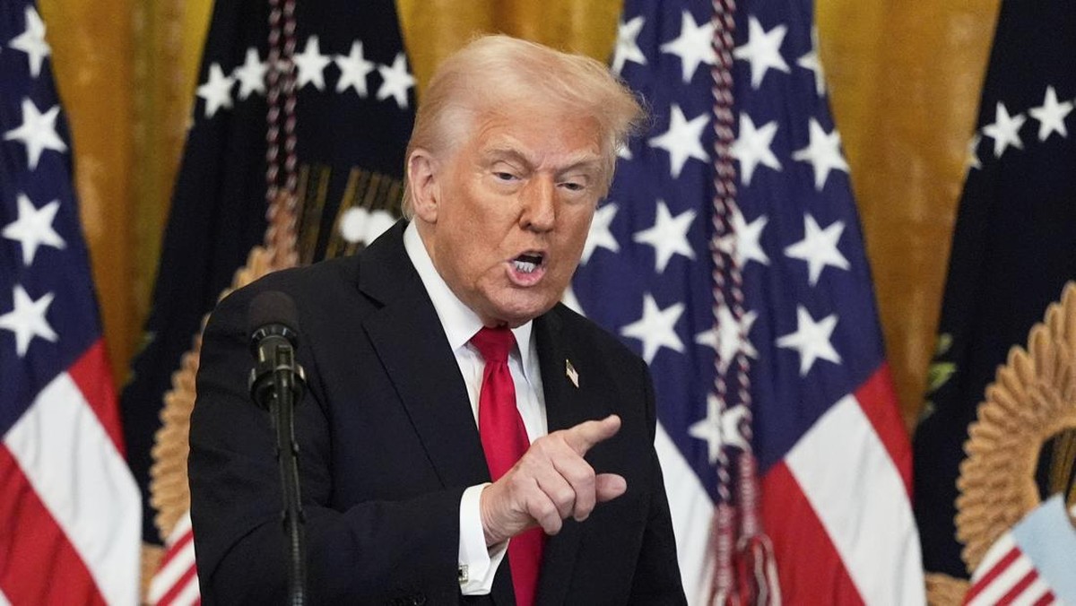 Trump “Kudeta” Polisi Washington-Kirim 800 Garda Nasional, Ada Apa?