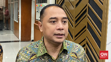 Warga Surabaya Dirikan Tenda Hajatan di Jalan Bakal Didenda Rp50 Juta