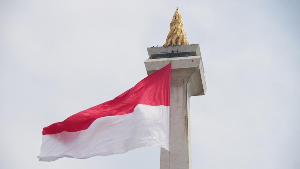 Bendera Merah Putih Robek saat Gladi HUT 80 TNI, Ini Penjelasan Puspen