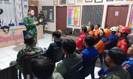 Tim Gabungan Lanjutkan Pencarian Pesawat ATR 42-500 di Maros