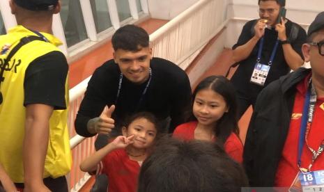 Persija Rekrut Shayne Pattynama untuk Perkuat Lini Serbaguna