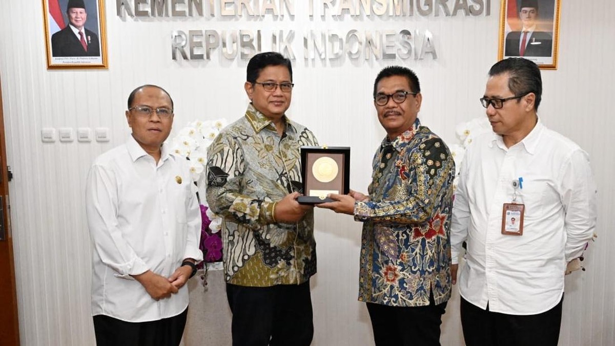 Wamen Transmigrasi Dukung Industrialisasi Jagung di Kawasan Mutiara