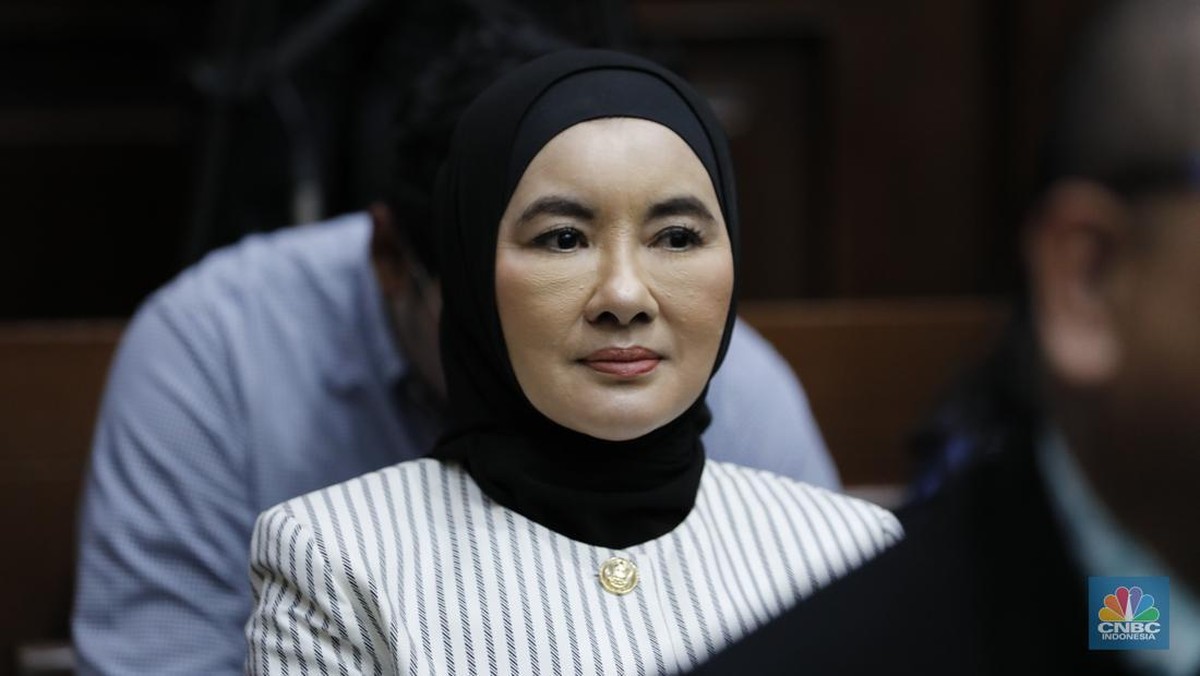 Eks Dirut Pertamina Nicke Widyawati Jadi Saksi Sidang Kasus Minyak