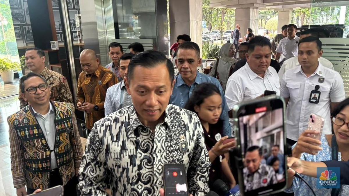 Ini Hasil Lengkap Pertemuan 2 Jam antara AHY dan Purbaya