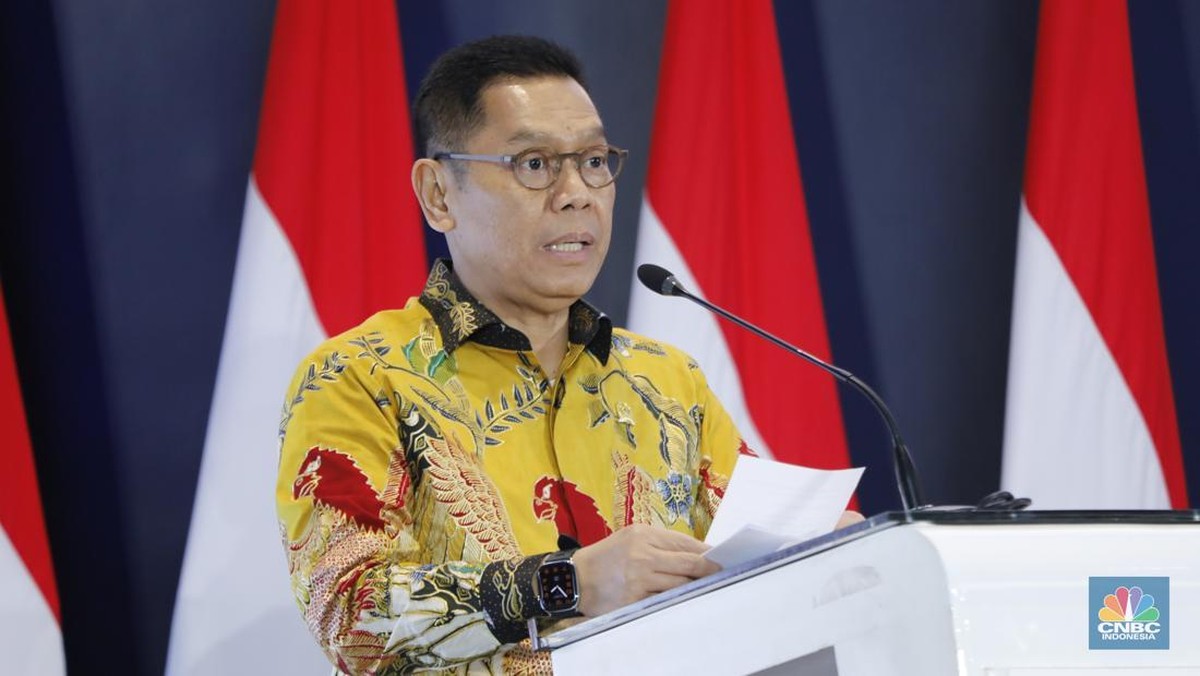 Breaking News: Paripurna DPR Setujui Adies Kadir Jadi Hakim Konstitusi