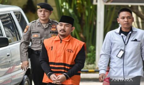 KPK Periksa Istri HM Kunang Terkait Kasus Suap di Kabupaten Bekasi