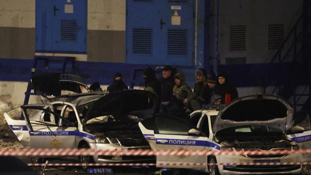 Serangan Bom Misterius Guncang Jantung Rusia, Polisi Tewas