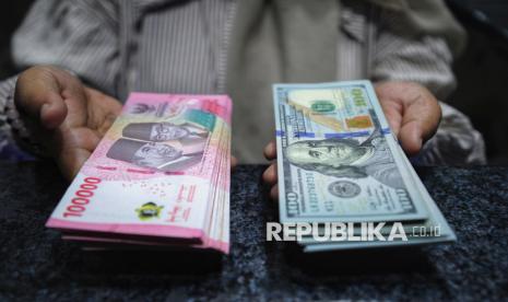 Rupiah Lanjutkan Tren Pelemahan, Ini Penyebabnya