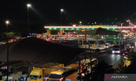 Jasa Marga Prediksi Lonjakan 126 Ribu Kendaraan di GT Cikampek Utama Saat Mudik
