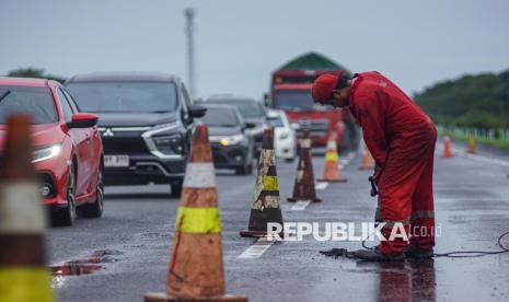 Menteri PU Perintahkan Perbaikan Jalan Tuntas H-10 Lebaran