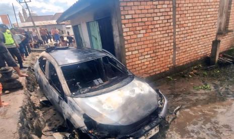 Mobil Pemudik Terbakar di OKU Timur, Tidak Ada Korban Jiwa
