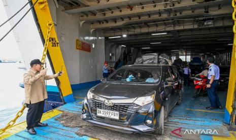 Antrean Penyeberangan Ketapang-Gilimanuk Jadi Sorotan DPR