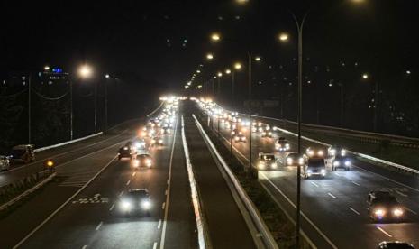 56 Ribu Kendaraan Melintas Tol Cipali Menuju Jakarta Usai Lebaran 2026