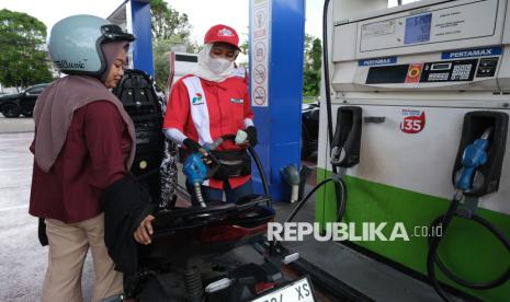 Pemerintah Tancap Gas Hilirisasi dan Energi Domestik