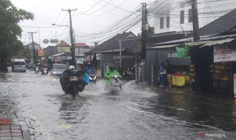 BMKG Prakirakan Hujan di Kota-Kota Besar Indonesia