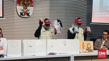 Gara-Gara THR, Bupati dan Sekda Cilacap Lebaran di Tahanan KPK