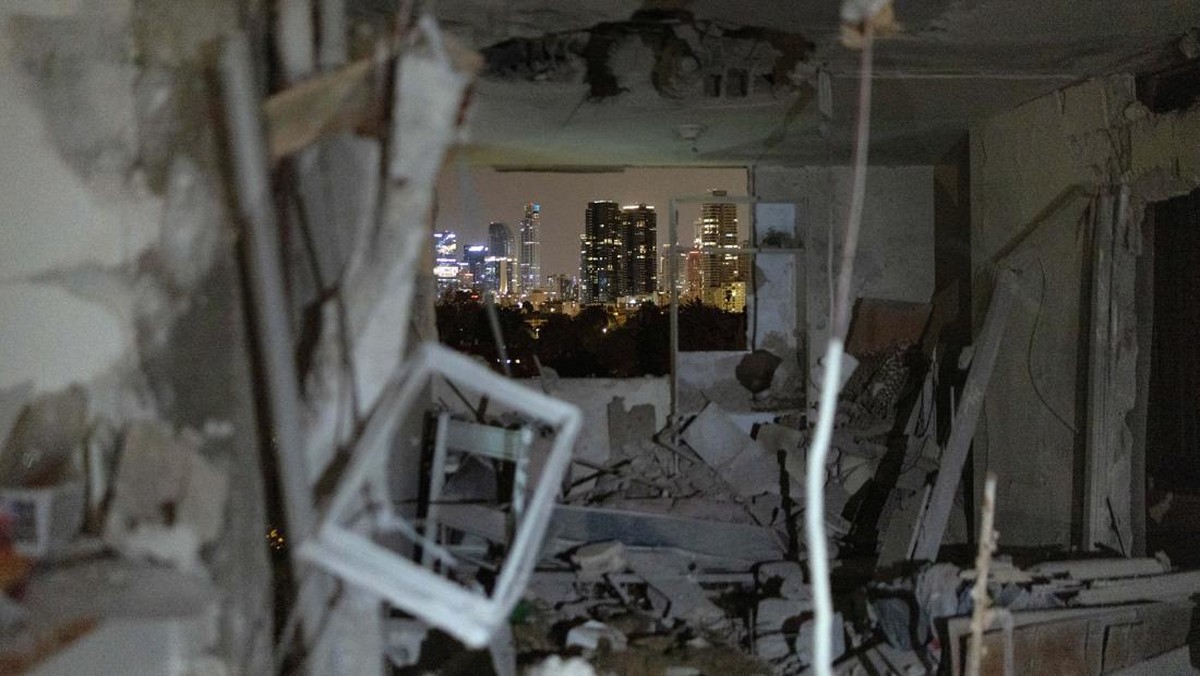 Iron Dome Bobol Lagi, Bangunan Rusak dan Makan Korban Jiwa