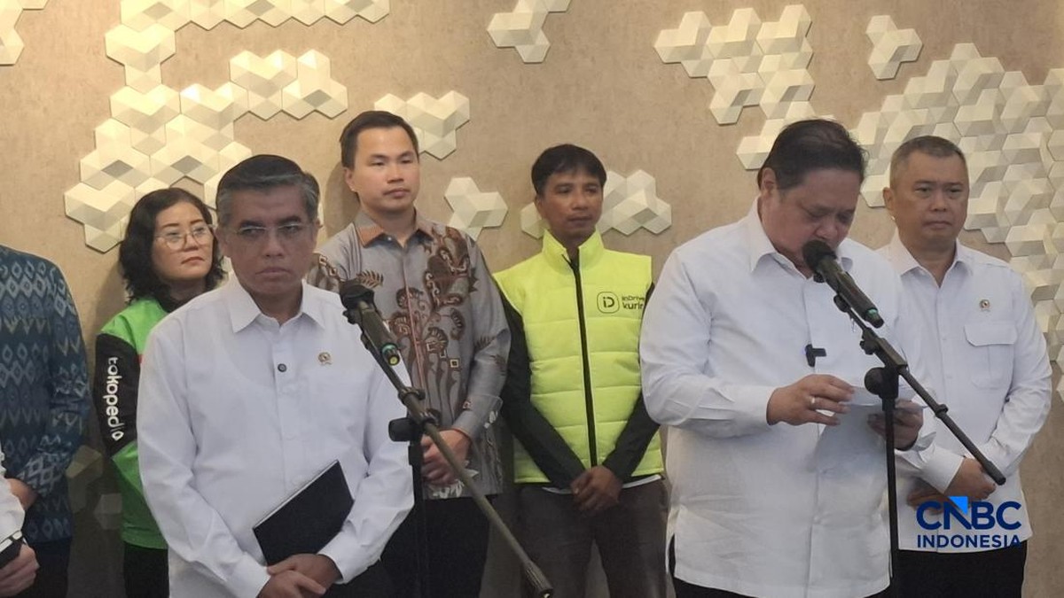 Buruh Minta THR Bebas Pajak, Menaker Respons Begini