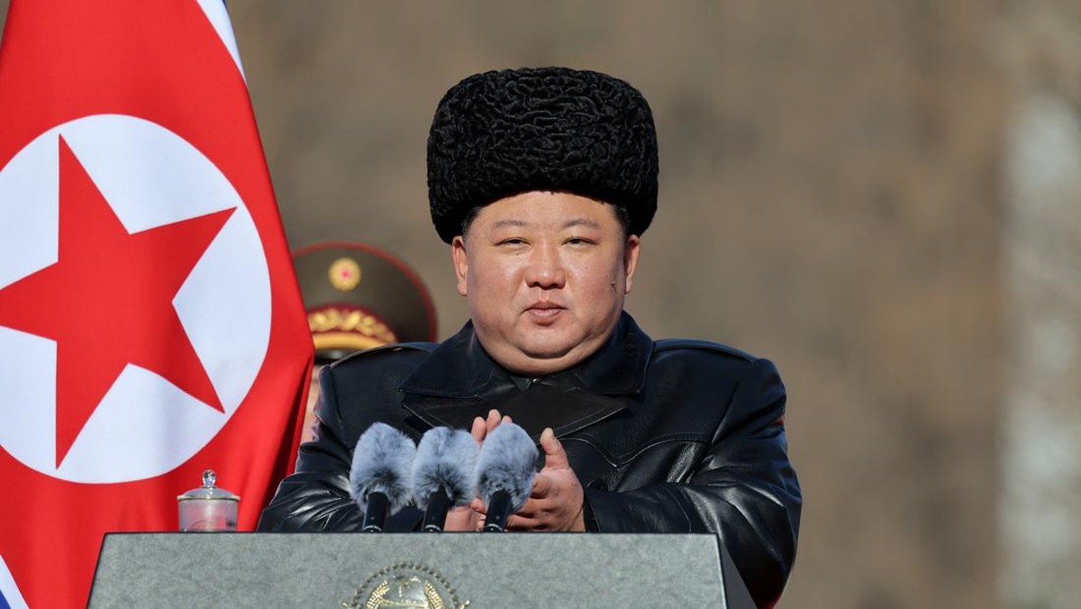 Pakar-Media Korea Soroti Kim Jong-un Usia Lihat Nasib Maduro-Khamenei