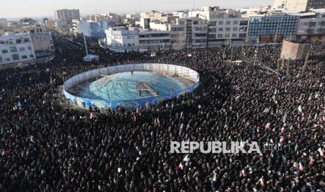 Rusia Sebut Inggris Terlibat Langsung dalam Serangan AS ke Iran