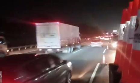 Jasamarga Hentikan Contraflow di Tol Jakarta-Cikampek