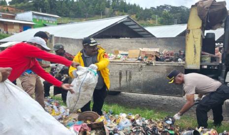 Bupati Lanny Jaya Ajak Warga Sukseskan Gerakan Indonesia ASRI