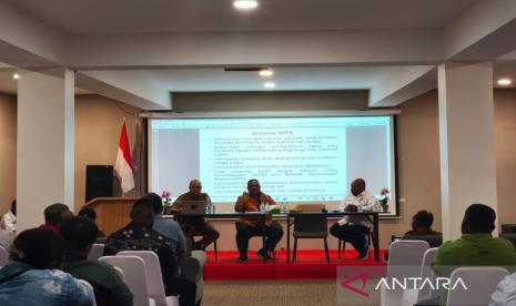 Papua Tengah Dorong Koperasi Adat Kelola Tambang Rakyat Secara Legal