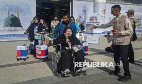 Jamaah Haji Embarkasi Banten Tiba di Madinah, Total 7.110 Jamaah Sudah Mendarat