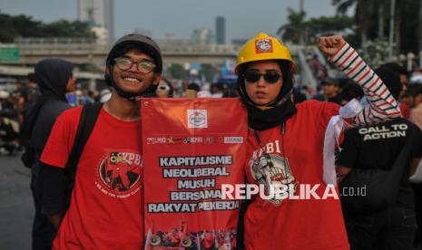 Hari Buruh, Kehadiran Negara, dan 3 Langkah Revolusioner Mewujudkan Kesejahteraan
