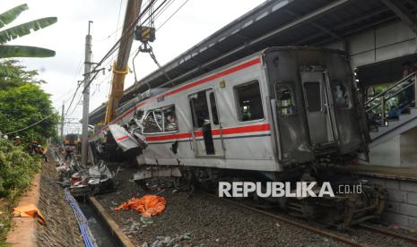 KDM Bakal Beri Santunan Rp 50 Juta untuk Korban Meninggal Tabrakan KRL di Bekasi, Soroti Flyover