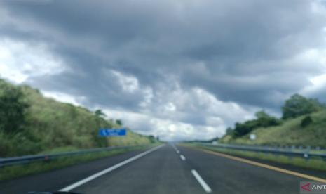 BMKG Peringatkan Cuaca Ekstrem di Sulawesi Utara Hingga 19 April