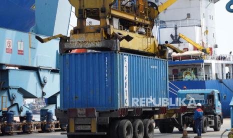 Industri Pengolahan Dongkrak Ekspor, Surplus Perdagangan RI Tetap Terjaga