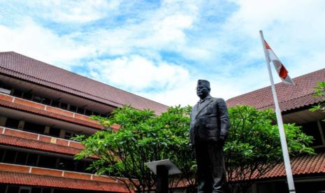 Status Dinonaktifkan, 16 Mahasiswa FH UI Terduga Pelaku Pelecehan tak Boleh Ikuti Kegiatan Akademik