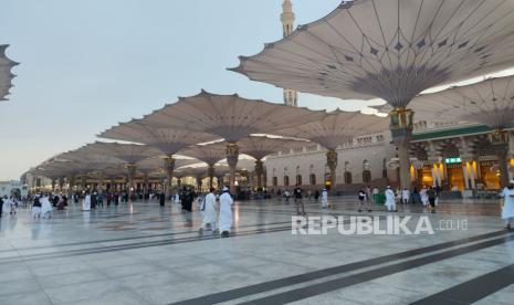 Terik di Siang Hari Sejuk saat Malam, Cuaca Madinah Cukup Bersahabat bagi Jamaah Haji Indonesia
