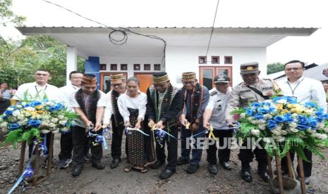 Taspen dan Bank Mantap Perbaiki Hunian Warga di Nusa Tenggara Timur