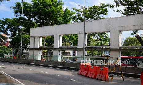 Misteri Runtuhnya Toko Nam: Mengapa Landmark Legendaris Surabaya Ini Harus Lenyap di Tengah Malam?