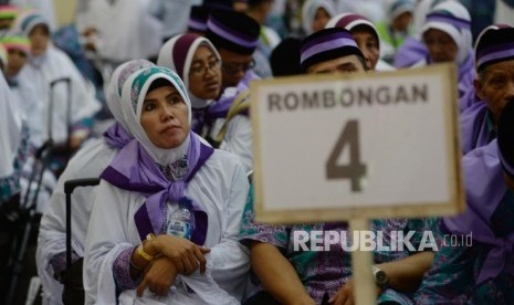 Perjuangan Lansia Penjual Odading Pergi Haji: Ke Tanah Suci Diiringi Doa dan Tangis Haru Keluarga