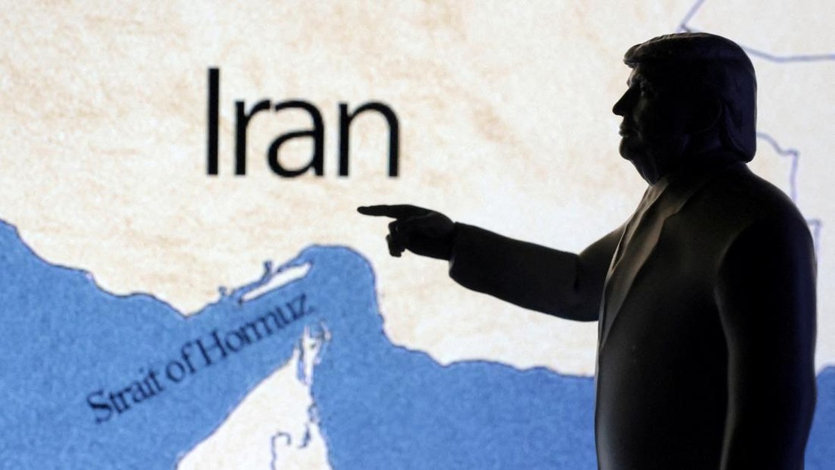 Awalnya Bilang Tak Butuh, Trump Ngaku Juga Mau Ambil Minyak Iran