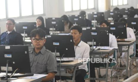 Gagal PTN? Beasiswa SNBP dan UTBK 2026 Jadi Peluang Emas di UBSI Kampus Bekasi