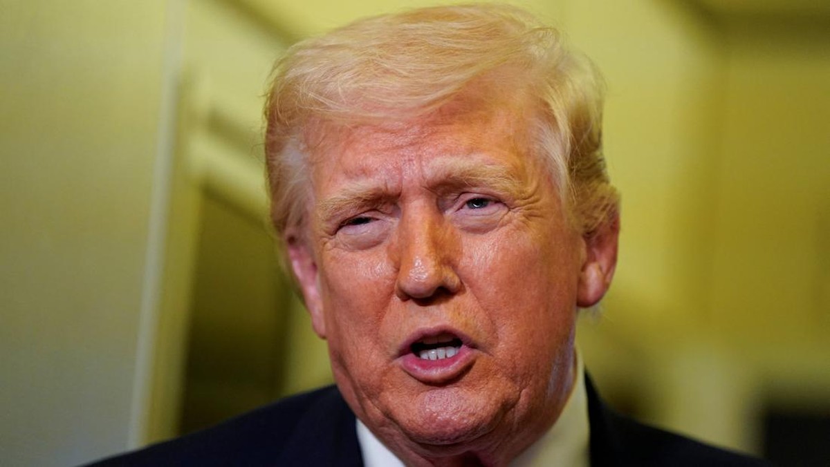 Trump Ancam Serang Iran Tanpa Ampun, Satu Dunia Teriak