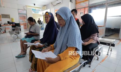 INDEF Soroti Data Bansos tak Akurat, Kelas Menengah Terabaikan