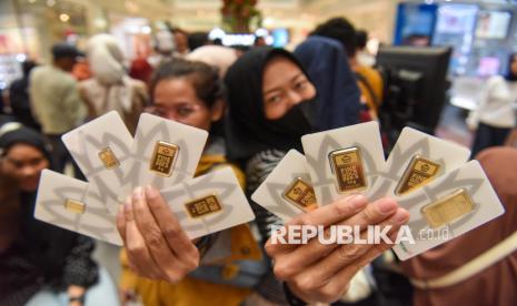 Harga Emas Antam Hari Ini Tetap Rp 2,839 Juta per Gram