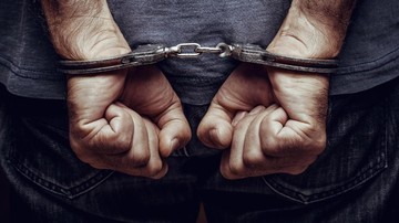 Polisi Amankan Diduga Mahasiswa Bawa Parang-Badik ke Aksi May Day