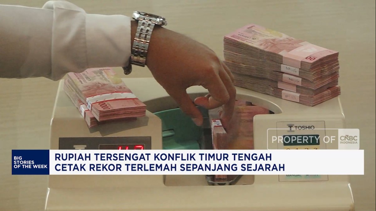 Video: Uji Efek Rupiah Jatuh ke Level Terendah Sepanjang Sejarah