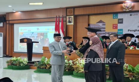 Peroleh Penghargaan UMY Awards 2026, Imam Indonesia di New York Dinilai Punya Peran Strategis