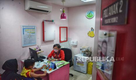 IDAI Ingatkan Bahaya Salah Menangani Anak Kesetrum, Kenali Langkah Ini