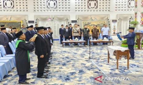 Gubernur Kalteng Lantik Pejabat Tinggi Pratama Hasil Uji Kesesuaian Jabatan