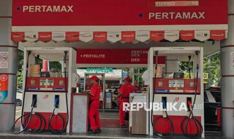 Ekonom Sebut Harga BBM Nonsubsidi Tidak Bisa Langsung Turun, Meskipun Harga Minyak Dunia Melandai